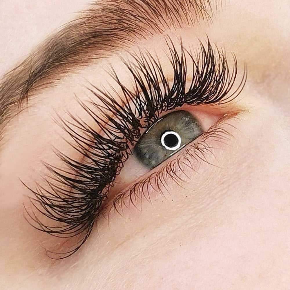 Classic Individual Eyelash Extensions