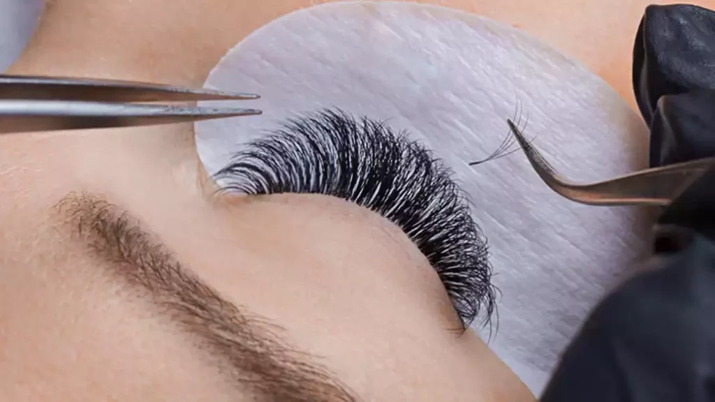 russian lash extensions